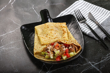 Pancake with chicken and vegetables