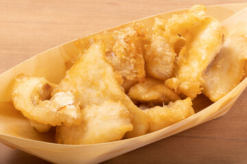 スズキのから揚げ