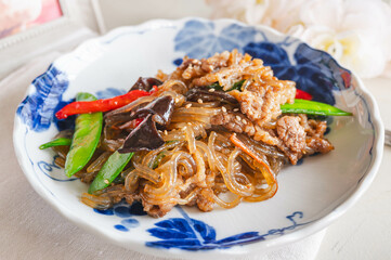 韓国料理　チャプチェ