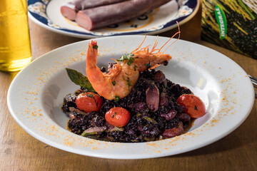 Salad with giant shrimp