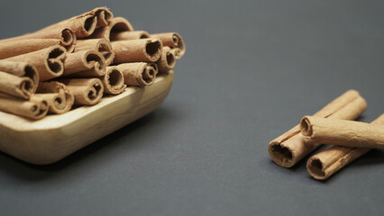 Cinnamon sticks