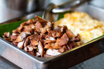 Fried Pork with Garlic and Pepper