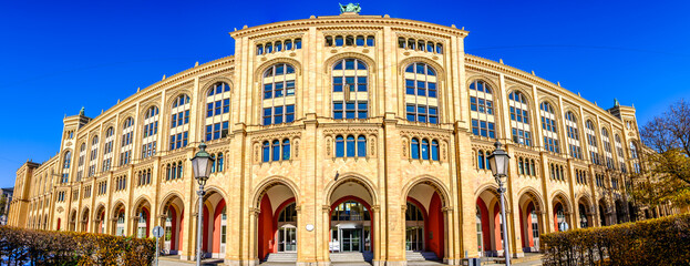 Obraz premium bavarian government building in munich