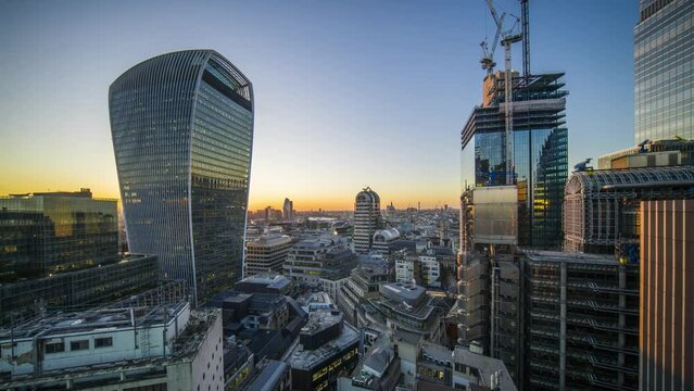 Europe UK HD 4K London Financial City Center bustling night view