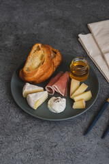 チーズの盛り合わせ