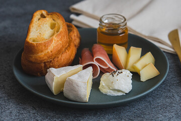 チーズの盛り合わせ