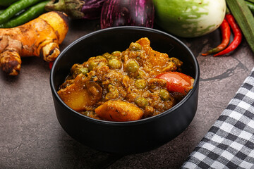 Indian traditional cuisine Aloo mutter