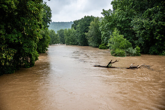 Hochwasser Rems in Winterbach im Remstal Rems-Murr-Kreis 