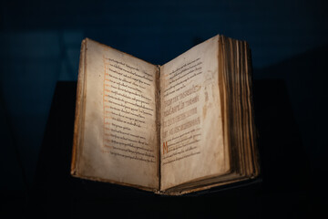 Fototapeta premium Altes Buch