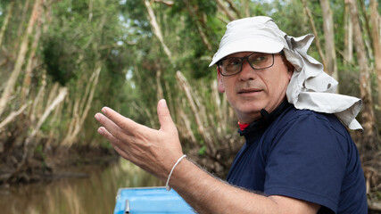 Guide explaining the characteristics of a delta landscape