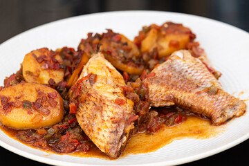 Plato con urta a la roteña.