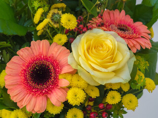 Bouquet of pink and yellow flowers