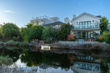 Fototapeta premium One of the Canals in the residential area of Venice Beach, California