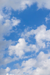 Obraz premium cloudy weather sky with clouds of white and gray