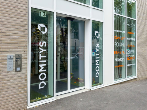 le logo des residences pour seniors de la marque Domitys