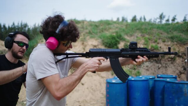 Beginner shooter feel unexpected kickback from assault rifle, Czech Republic
