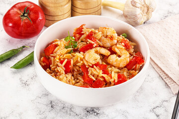 Italian pasta orzo with prawn