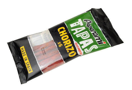 Peperami tapas chorizo mini snack air dried pork salamis in a 50g pack