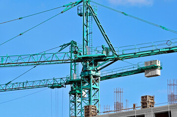 Monolithic construction site