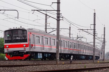 Obraz premium A stopped train waiting for passengers