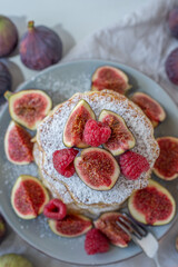 Pancakes with honey and figs