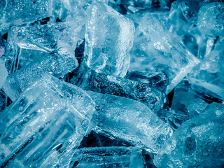 icecubes background,icecubes texture,icecubes wallpaper,ice helps to feel refreshed and cool water from the icecubes helps the water refresh your life and feel good.ice drinks for refreshment business