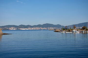 Fototapeta premium The Vigo estuary seen from the populous Villa de Bouzas
