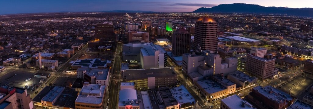 4K Ultra HD Aerial Establishing Shot of Fresno, California at Sunrise in Autumn