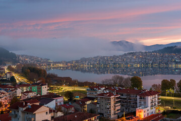 Naklejka premium panorama of the city of kastoria country
