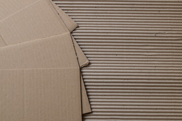 packaging material, cardboard and bubble wrap