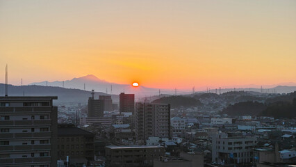 Obraz premium 松江市から見た日の出と出雲富士 大山