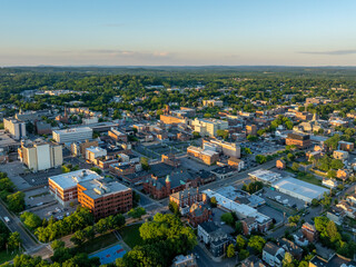 Obraz premium Late afternoon, spring, aerial photo of Poughkeepsie NY. 