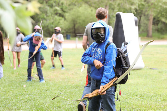Teen hones archery skills in Ojai, CA.