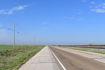 empty road with no traffic