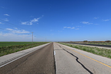 empty road with no traffic