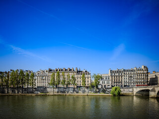 Scenery on the banks of the Seine in Paris