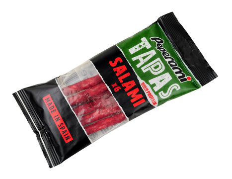 Peperami tapas salami mini snack air dried pork salamis in a 50g pack