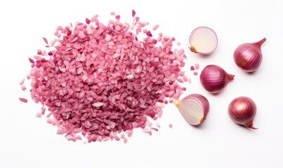 Obraz premium A collection of sliced red onions on a white background