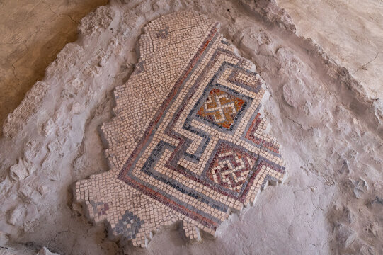 Mosaico bizantino de la iglesia de los Ap&oacute;stoles en la ciudad de Madaba, Jordania.