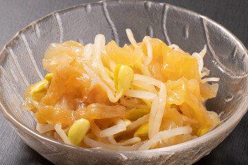 中華クラゲと豆もやし和え