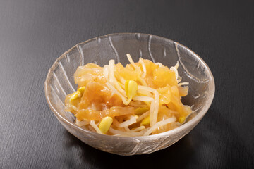中華クラゲと豆もやし和え