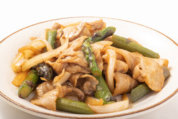 アスパラガスと豚肉の炒め物