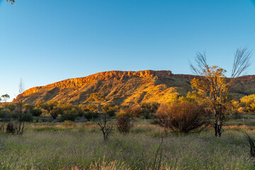 Obraz premium View on the West MacDonnell Ranges from the Highway, NT, Australia