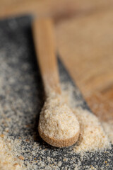 fresh crumbly bread crumbs from dehydrated white bread