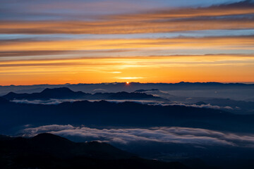 白馬岳からの日の出