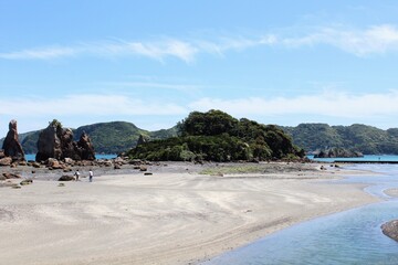 A beautiful view of the Hashiguiiwa Rocks, a scenic spot with a beautifu; beach along the coast of the Wakayama Prefecture,  in Japan.