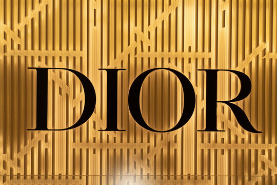 Christian Dior Images – Browse 3,518 Stock Photos, Vectors