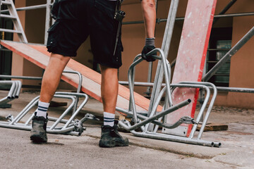 Gerüstbauer auf der Baustelle