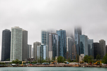 Panorama Centrum Miasta Chicago w mgle © arekzet62
