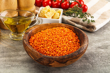 Raw red lentil for cooking